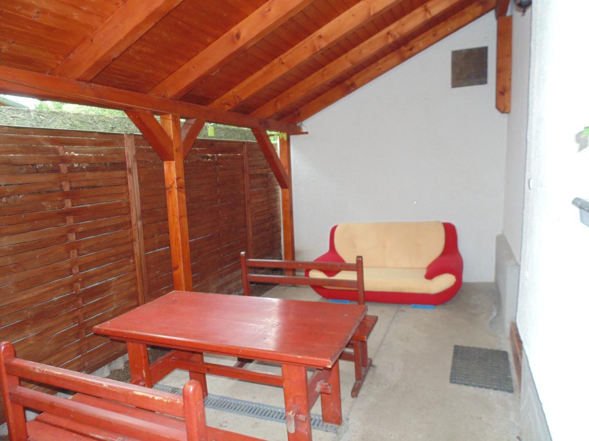 Sosto Apartman Siófok Buitenkant foto